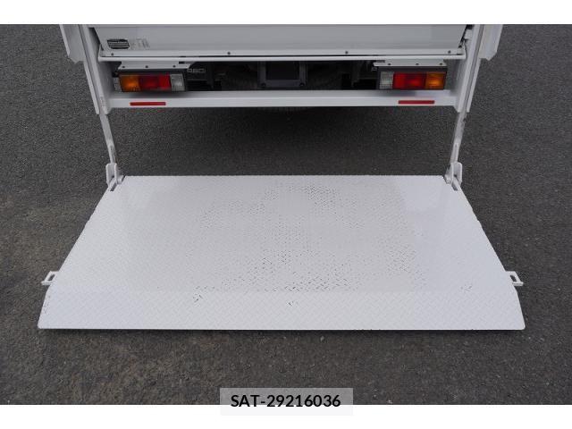 Mitsubishi CANTER 2019-03 8229175-24