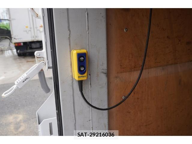 Mitsubishi CANTER 2019-03 8229175-27