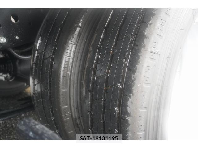 Mitsubishi CANTER 2025-06 8229128-9