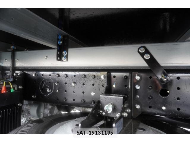 Mitsubishi CANTER 2025-06 8229128-11