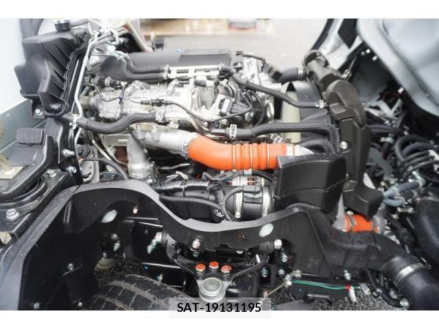 Mitsubishi CANTER 2025-06 8229128-13