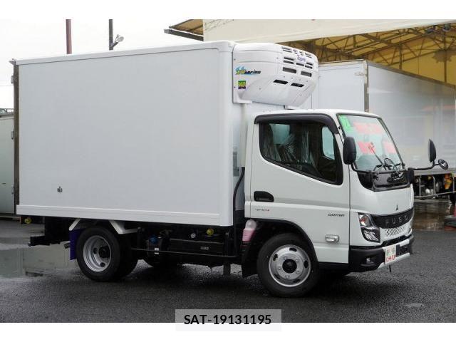 Mitsubishi CANTER 2025-06 8229128-5