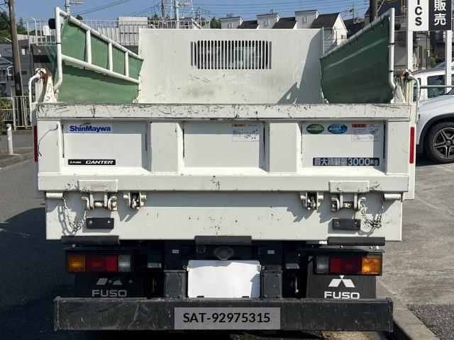 Mitsubishi CANTER 2024-05 8229131-7