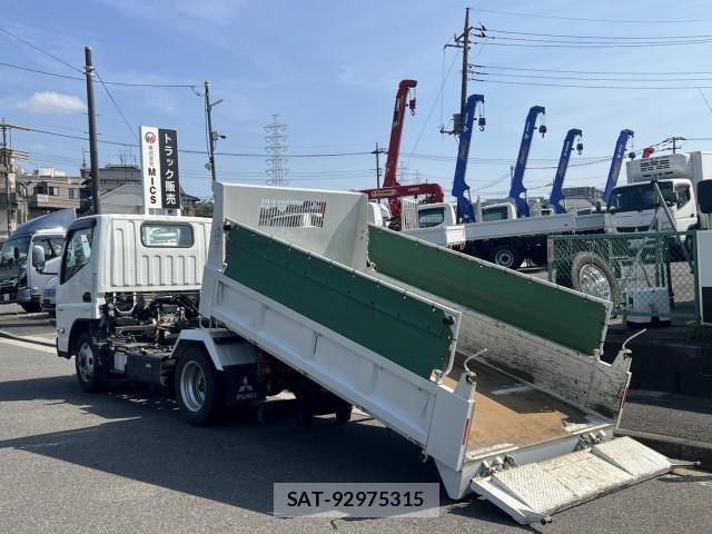 Mitsubishi CANTER 2024-05 8229131-8