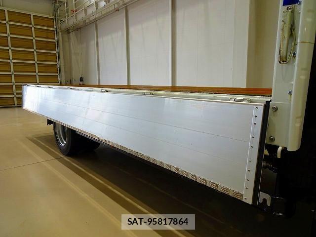 Mitsubishi CANTER 2024-11 8229134-25