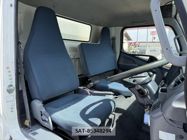 Mitsubishi CANTER 2012-10 8229191-15