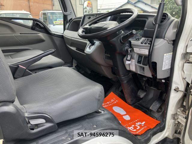 Mitsubishi CANTER 2017-01 8229178-22