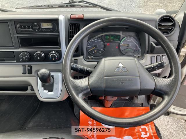 Mitsubishi CANTER 2017-01 8229178-6