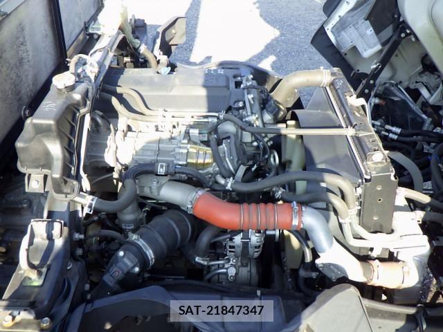 Mitsubishi CANTER 2019-02 8229186-24