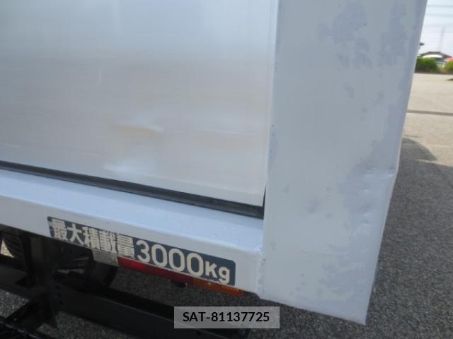 Mitsubishi CANTER 2021-05 8229153-17