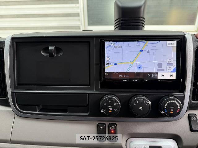Mitsubishi CANTER 2019-08 8229149-18