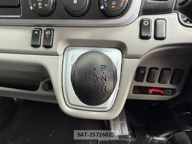 Mitsubishi CANTER 2019-08 8229149-19