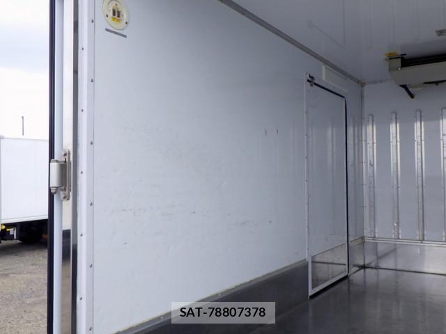 Mitsubishi CANTER 2019-06 8229171-10