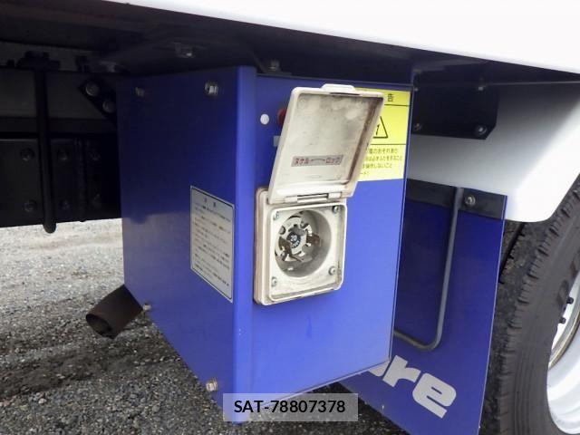 Mitsubishi CANTER 2019-06 8229171-13