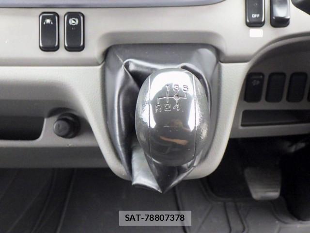 Mitsubishi CANTER 2019-06 8229171-16