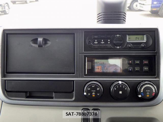 Mitsubishi CANTER 2019-06 8229171-17