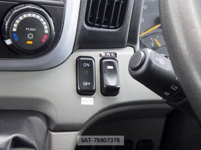 Mitsubishi CANTER 2019-06 8229171-18