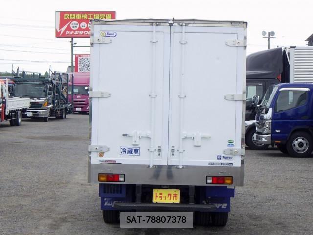 Mitsubishi CANTER 2019-06 8229171-5
