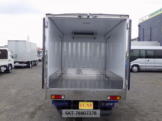 Mitsubishi CANTER 2019-06 8229171-6