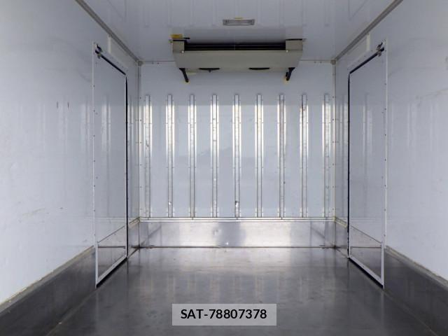 Mitsubishi CANTER 2019-06 8229171-7