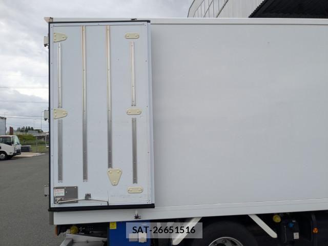 Mitsubishi CANTER 2024-06 8229125-20