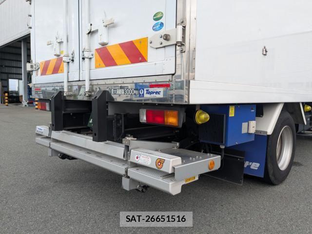 Mitsubishi CANTER 2024-06 8229125-5