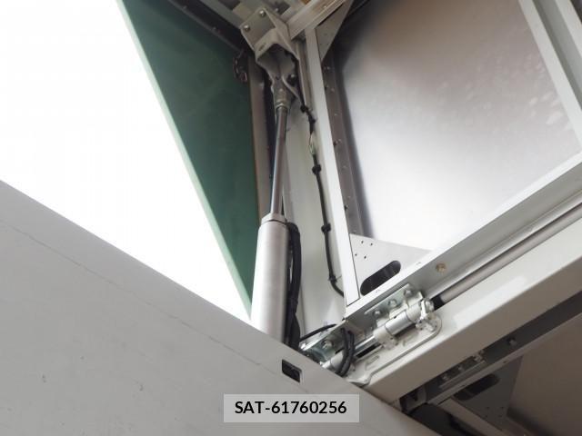 Mitsubishi CANTER 2019-05 8229148-14