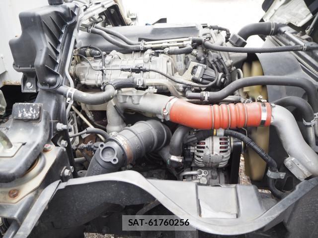 Mitsubishi CANTER 2019-05 8229148-16