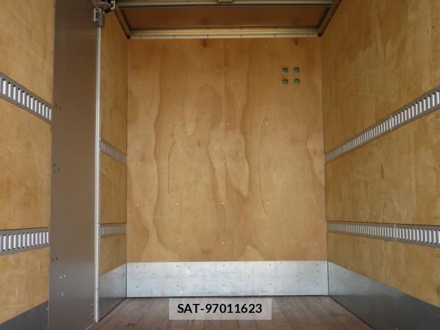 Mitsubishi CANTER 2019-08 8229143-14