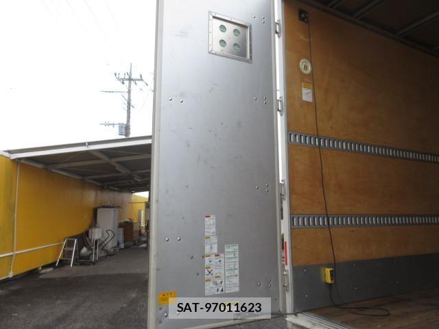 Mitsubishi CANTER 2019-08 8229143-19