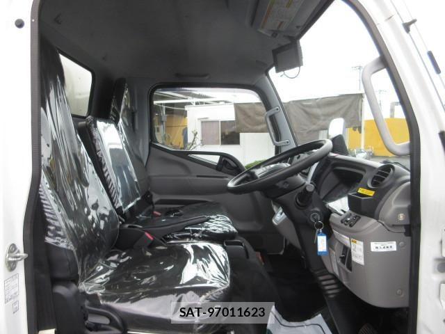 Mitsubishi CANTER 2019-08 8229143-21
