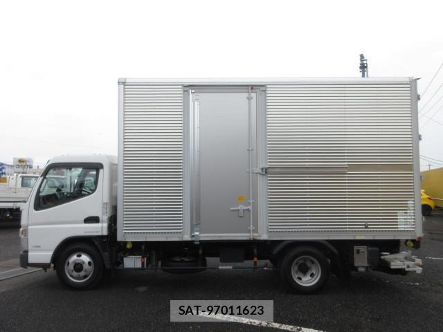 Mitsubishi CANTER 2019-08 8229143-4