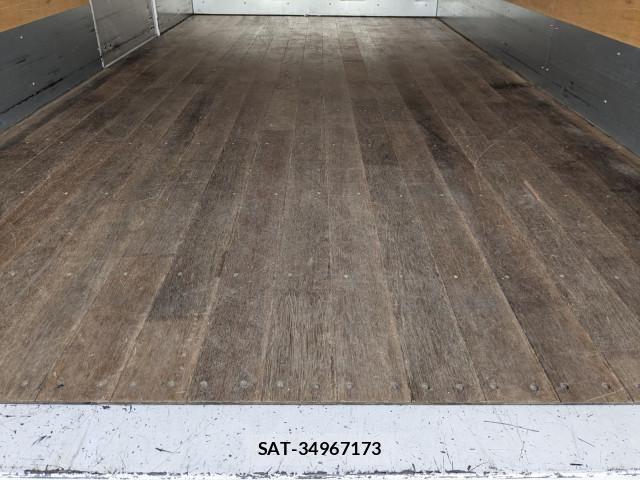 Mitsubishi CANTER 2023-03 8229141-16