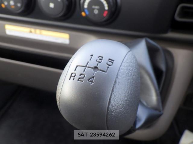 Mitsubishi CANTER 2025-12 8229124-15
