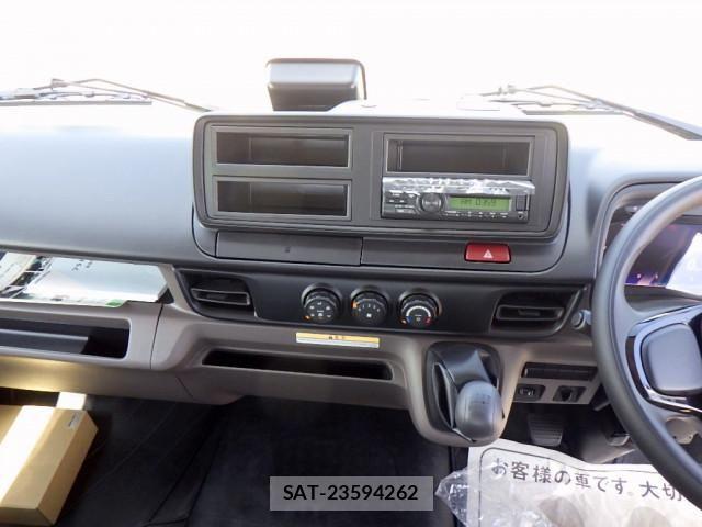 Mitsubishi CANTER 2025-12 8229124-16