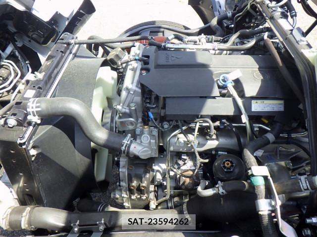 Mitsubishi CANTER 2025-12 8229124-25