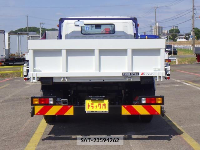 Mitsubishi CANTER 2025-12 8229124-5