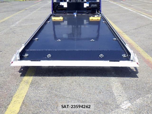 Mitsubishi CANTER 2025-12 8229124-8