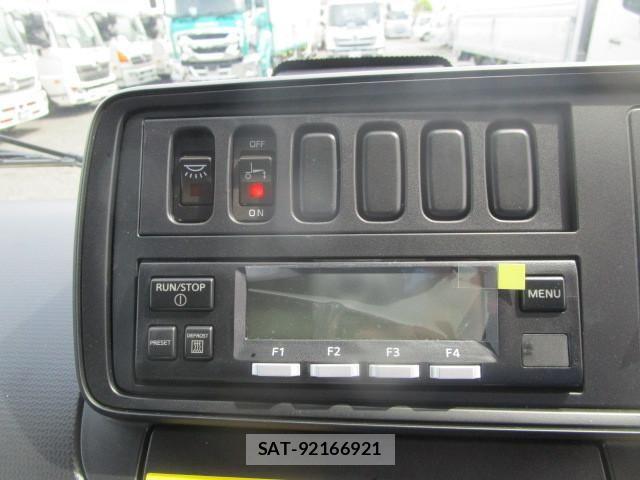 Mitsubishi CANTER 2025-11 8229121-11