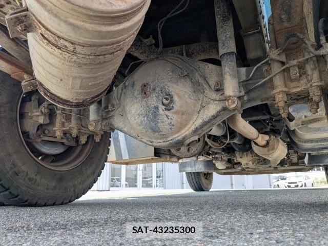 Mitsubishi CANTER 2016-12 8229166-23