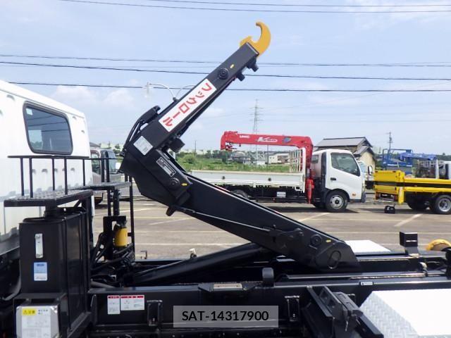 Mitsubishi CANTER 2024-07 8229129-13