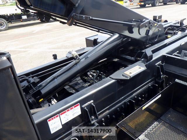 Mitsubishi CANTER 2024-07 8229129-18