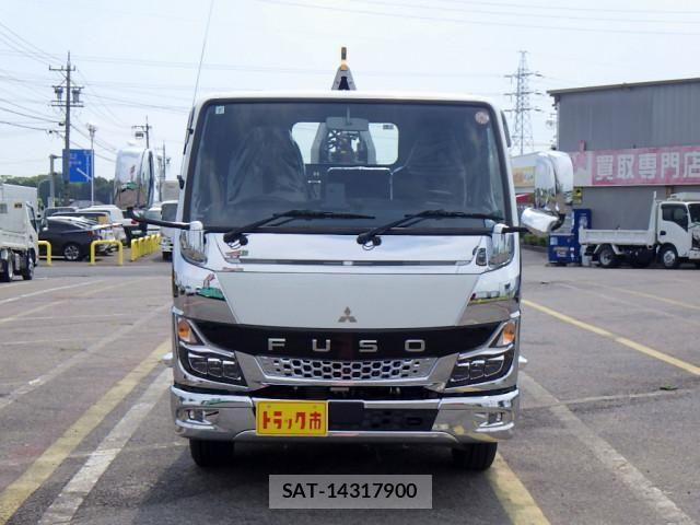 Mitsubishi CANTER 2024-07 8229129-2