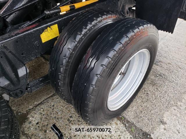 Mitsubishi CANTER 2013-03 8229185-21