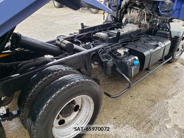 Mitsubishi CANTER 2013-03 8229185-23