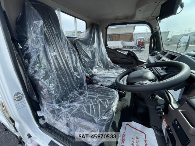 Mitsubishi CANTER 2025-09 8229145-17