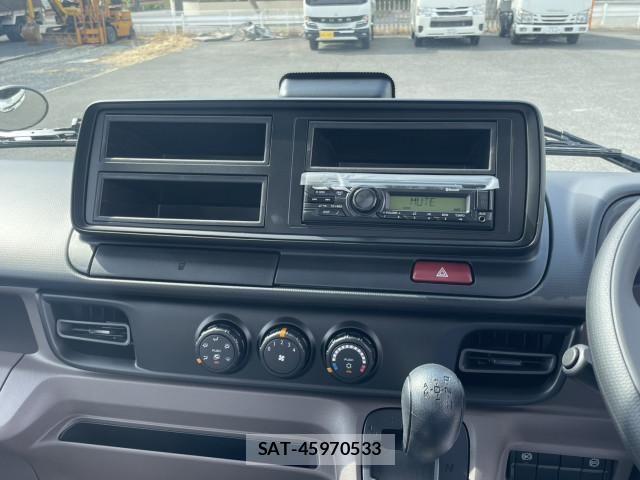 Mitsubishi CANTER 2025-09 8229145-21