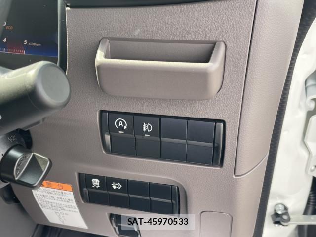 Mitsubishi CANTER 2025-09 8229145-26