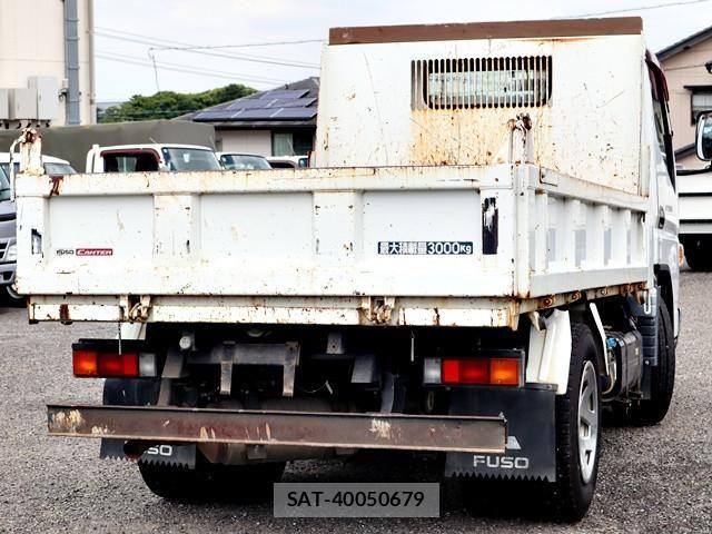 Mitsubishi CANTER 2017-04 8229159-2