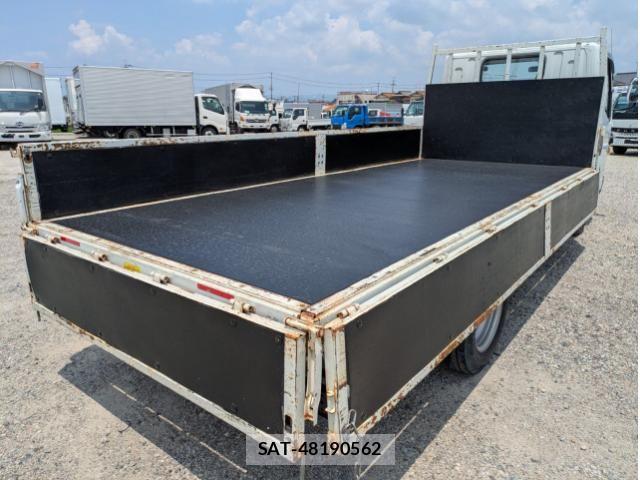 Mitsubishi CANTER 2020-02 8229184-15